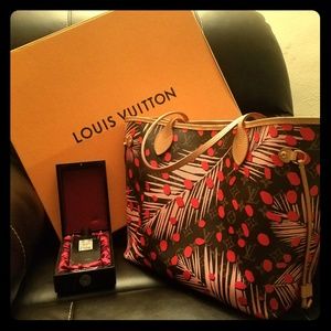 DESIGNER HANDBAG Bonus w/ Kilian Fragrance